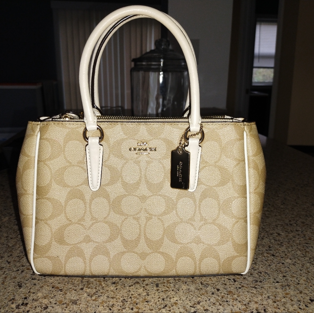 Women's Coach Bag